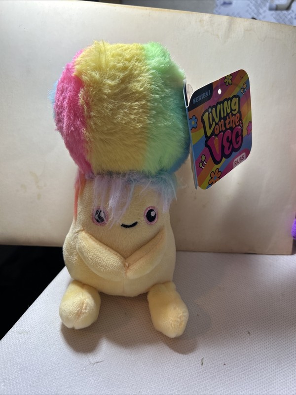 Living On The Veg #4 Quinn Mushroom Plush Russ Kellytoy Fun Guy Series 1 W/ Tags