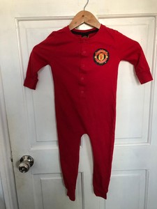 man utd sleepsuit