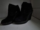 Foto 9 di 11
