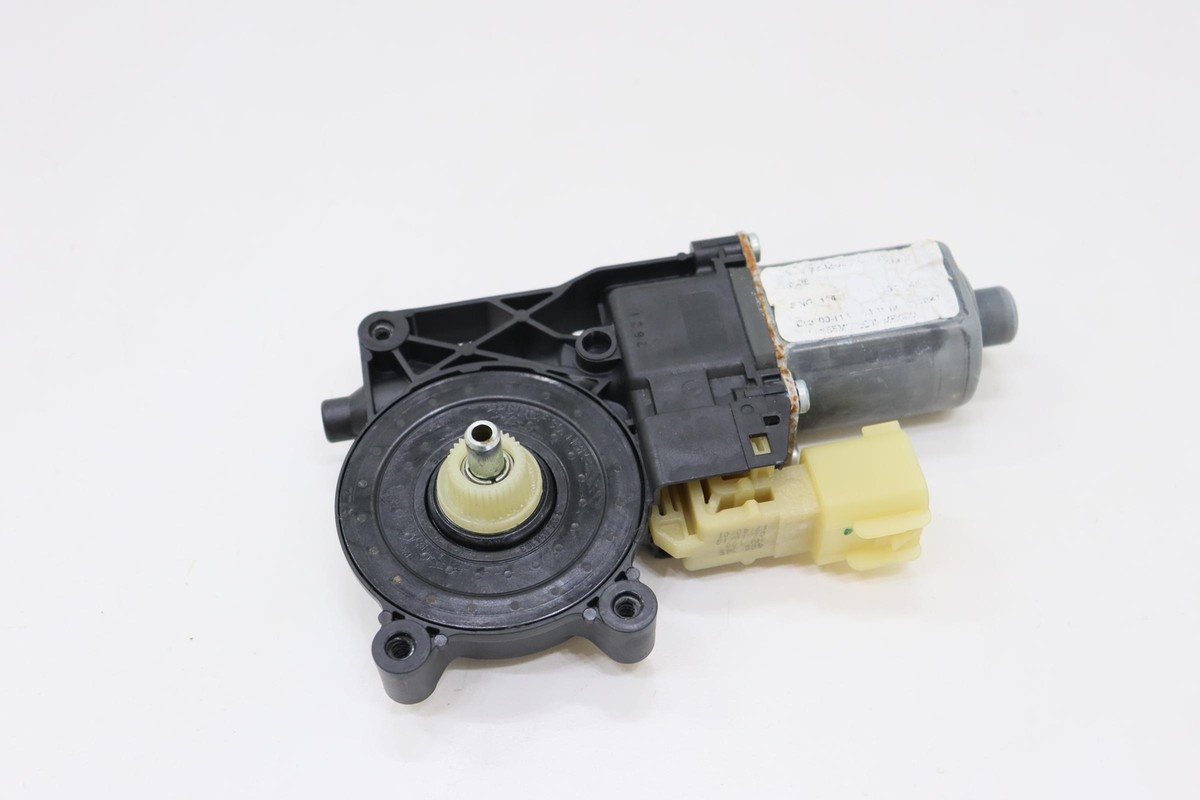 2013 - 2020 FORD FUSION FRONT RIGHT PASSENGER SIDE DOOR