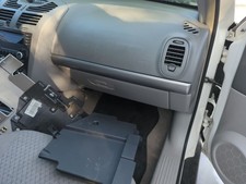 2006 Chevrolet Malibu Passenger Glove Box Door Storage Compartment V6vwx