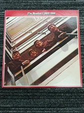 THE BEATLES 1962 1966 Model EAP 9032B APPLE