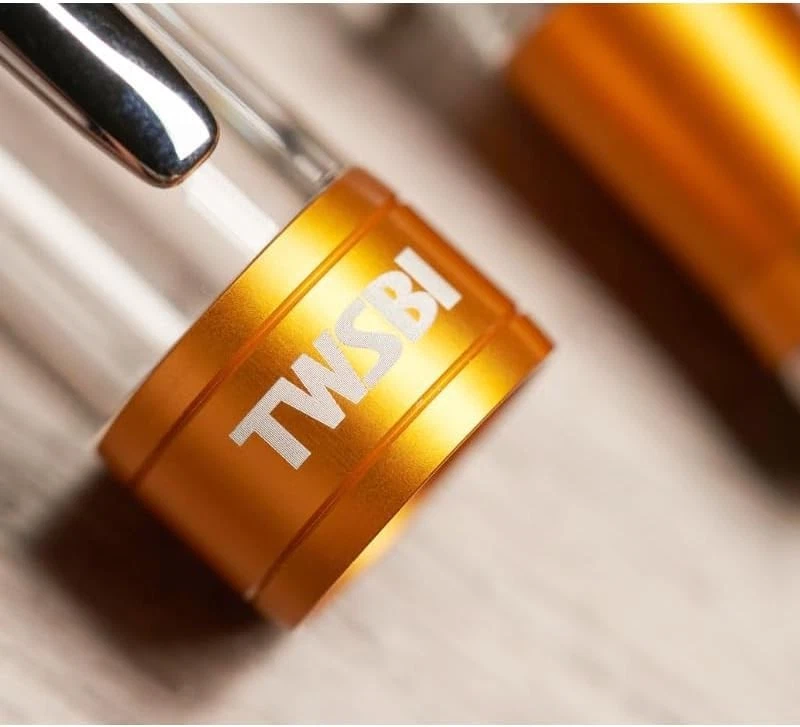 Pluma Estilográfica Diamond 580ALR Sunset Amarillo Inhalación Tipo TW100766 Extra Fina EF Foto 3 de 4