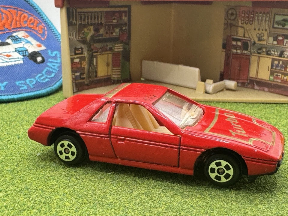 Soma Super Wheel Pontiac Fiero VTG Road Champs Casting 1/64 Diecast/Plastic - Image 4 of 4