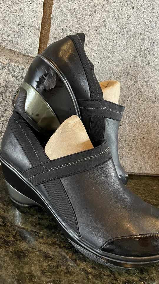 Zuecos cómodos negros clásicos Jambu para mujer Cali talla 10 antideslizantes Foto 3 de 4