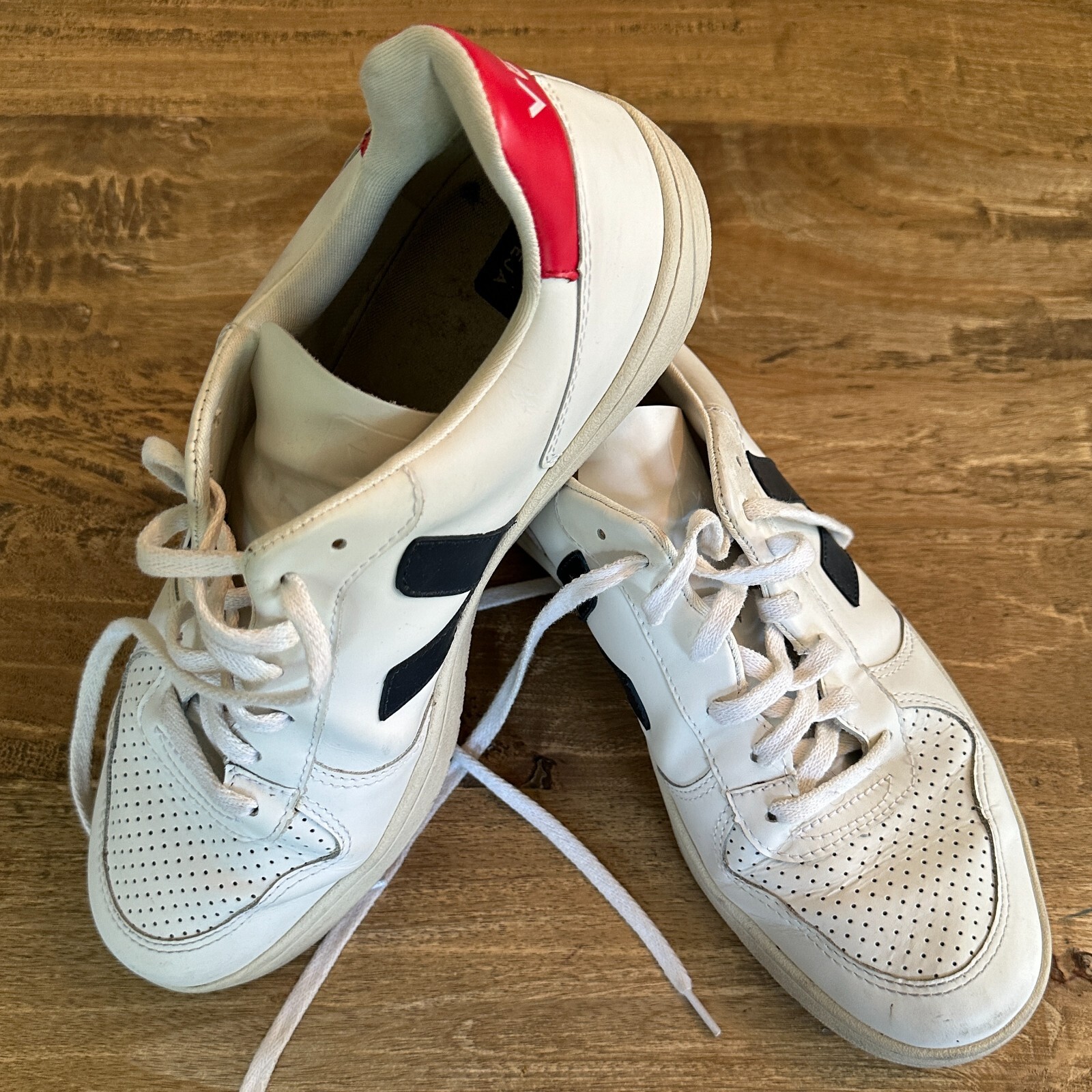 Veja White Leather Sneakers for Men with Red Blue Accents Size 11 US