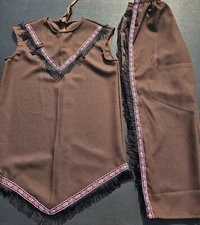Native American womans costume brown fabric size  read measurerments Pocahontas