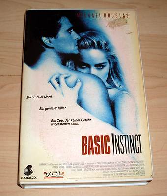 VHS - Basic Instinct - Sharon Stone - Michael Douglas - Videokassette