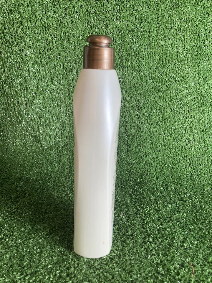 Jergens Hydrating Coconut Body Lotion infused with coconut oil 16.8OZ - Image 2 of 4