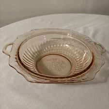 Vintage Jeanette Pink Glass Mayfair Round Bowl With Handles