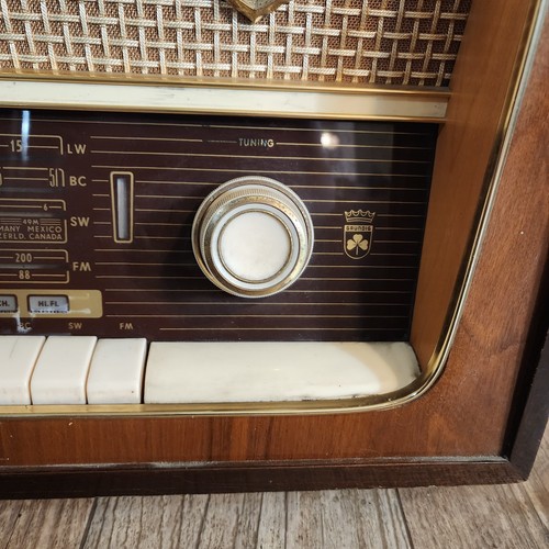 Vintage Grundig 5017 U Tube Stereo Radio - Powers On - Picture 8 of 23