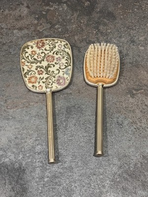 Vintage Accessoire Beige Blumen Handspiegel und Haarbürste Waschtisch Set