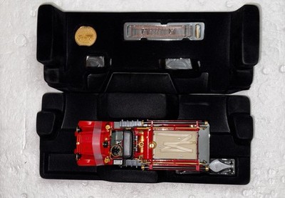 YAT MING SIGNATURE 1/24 MAXIM  CHEMICAL No. 1 GOLD EDITION