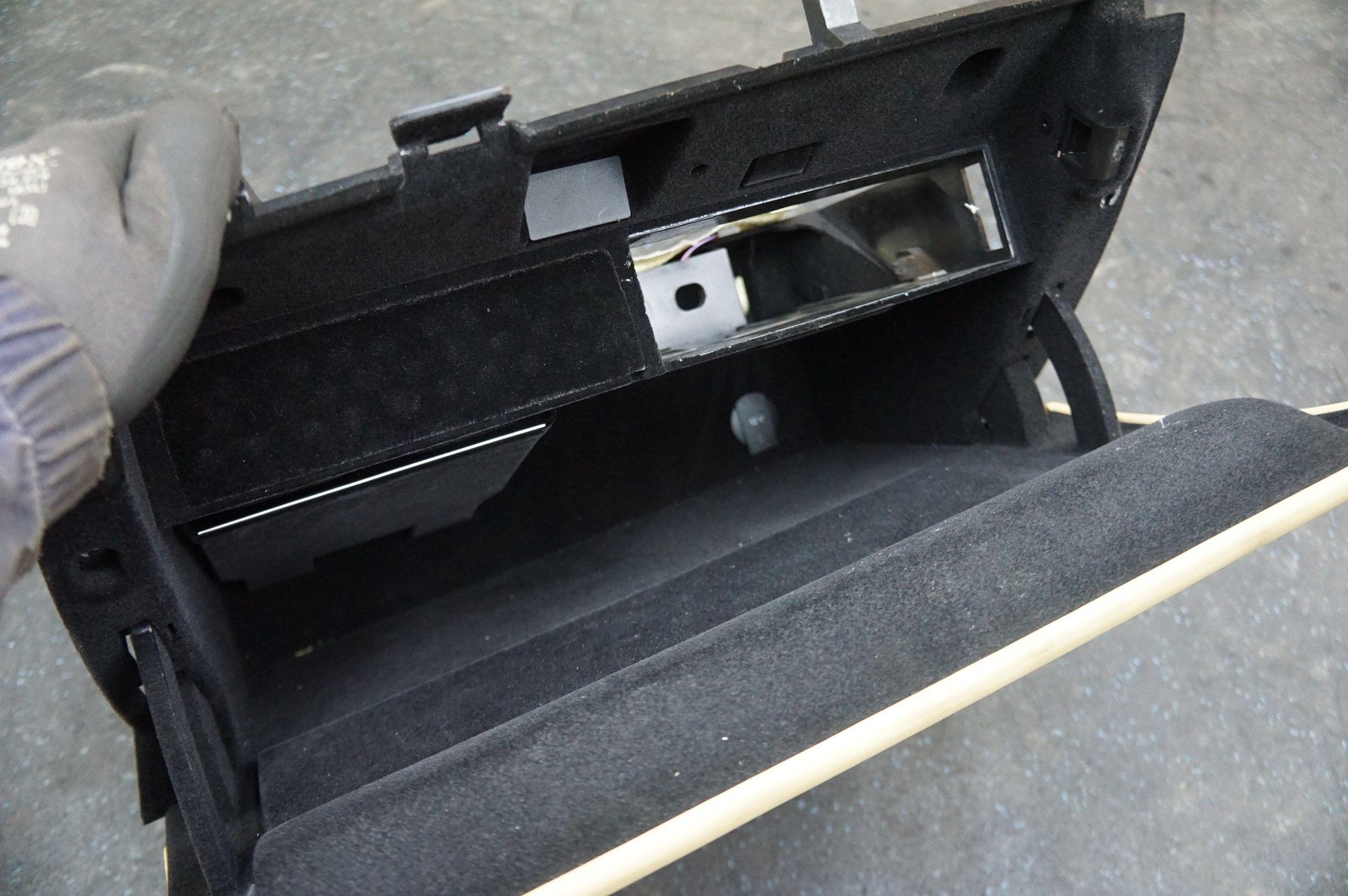Dash Glovebox Compartment 3W1857120 3W1858108F Bentley GT GTC Flying Spur 2014