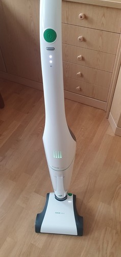 Vorwerk Kobold VB100  AkkuStaubsauger mit diversen Zusatzgeräten - Weiß