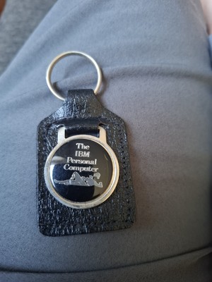 IBM Personal Computer Schlüsselanhänger Key Chain Keyfob Souvenir (L5R)
