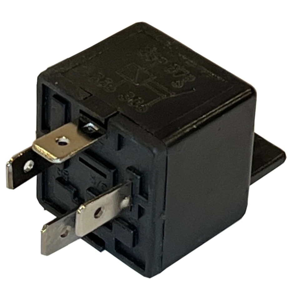 10 Pack of 12V 30 Amp 4-Pin SPST Automotive Relay & Harness Socket Plug Kit - Image 4 of 4