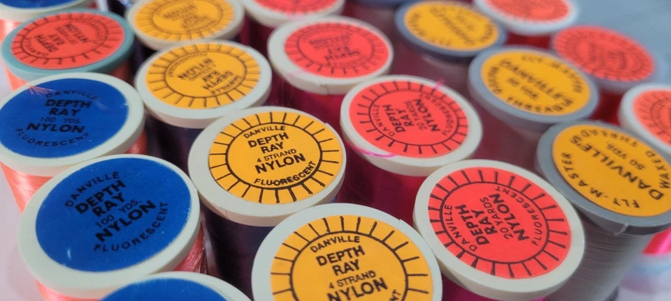 DANVILLES DEPTH RAY NYLON & WAXED FLUORESCENT THREADS 20-50 & 100 码组合套装 — 第 4/4 张图片