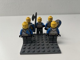 LEGO Castle 70404 King&rsquo;s Castle + 70401 Gold Getaway Lot Dragon +10 Figs + Horse