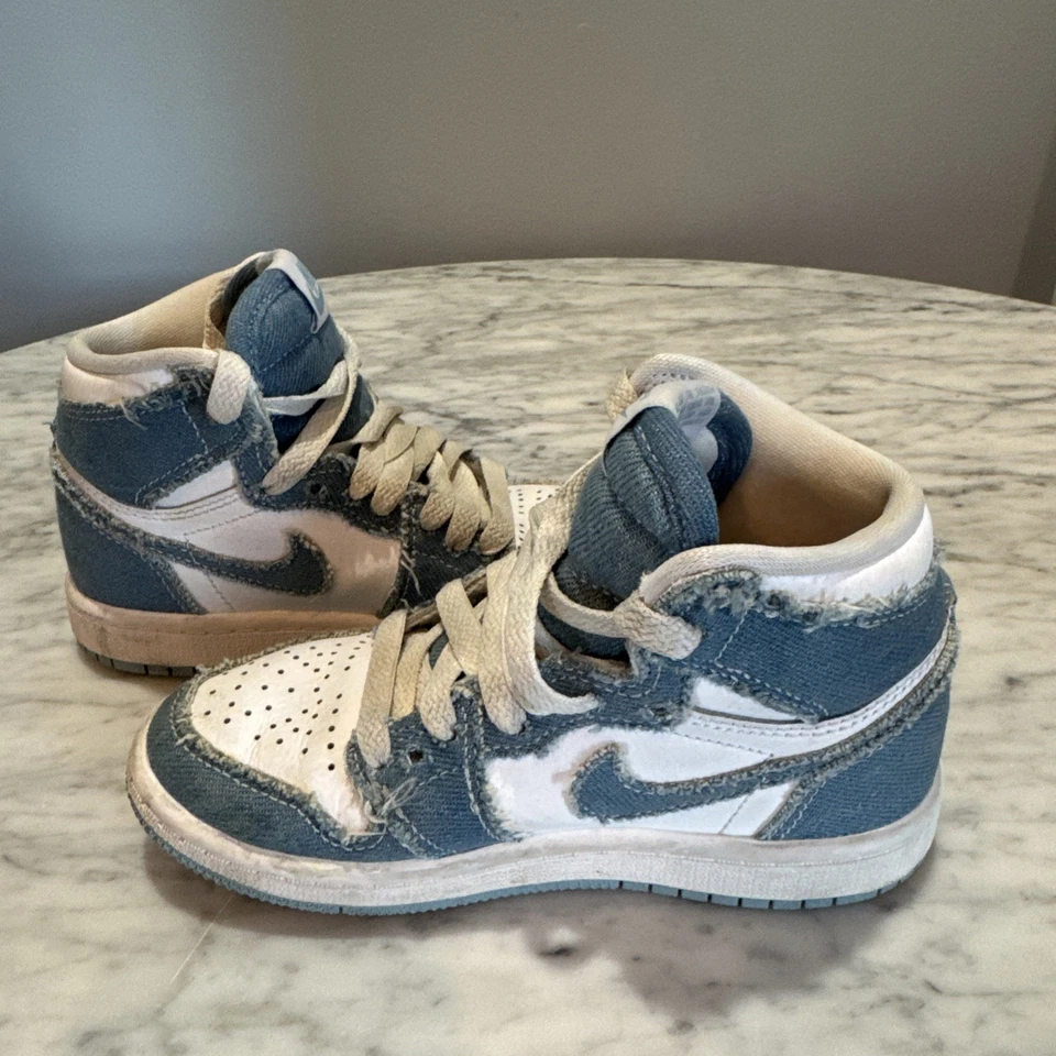 Niños pequeños Nike Air Jordan 1 Retro Alto OG Zapatos 'Denim' CU0450 104 - Talla 11 Foto 4 de 4