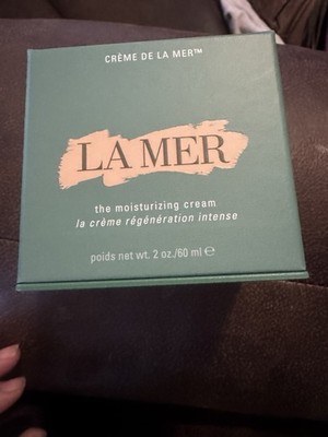 LA MER Crème de la Mer Hydrating Face Moisturizer Cream 2 oz / 60 ml