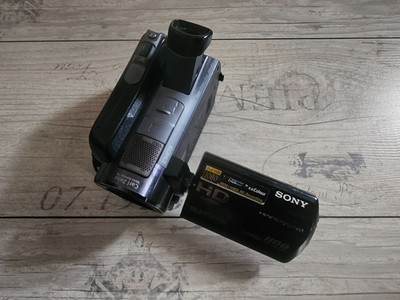 Sony HDR-SR11E Full HD-AVCHD Handycam VideoKamera