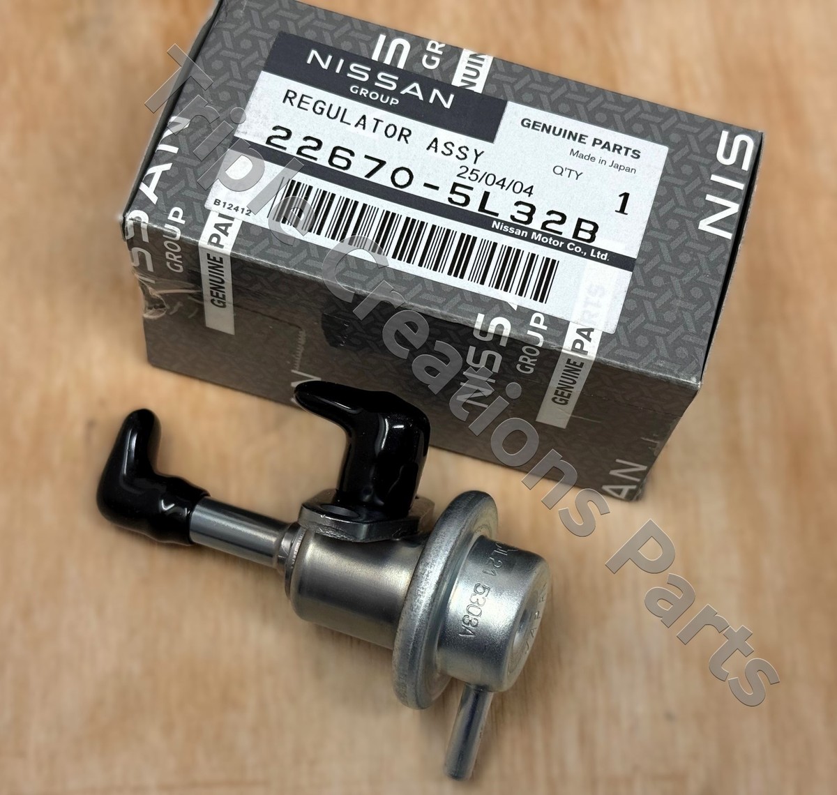 ゆん Genuine Nissan 22670-5L32B Fuel Pressure Regulator 226705L32B OEM