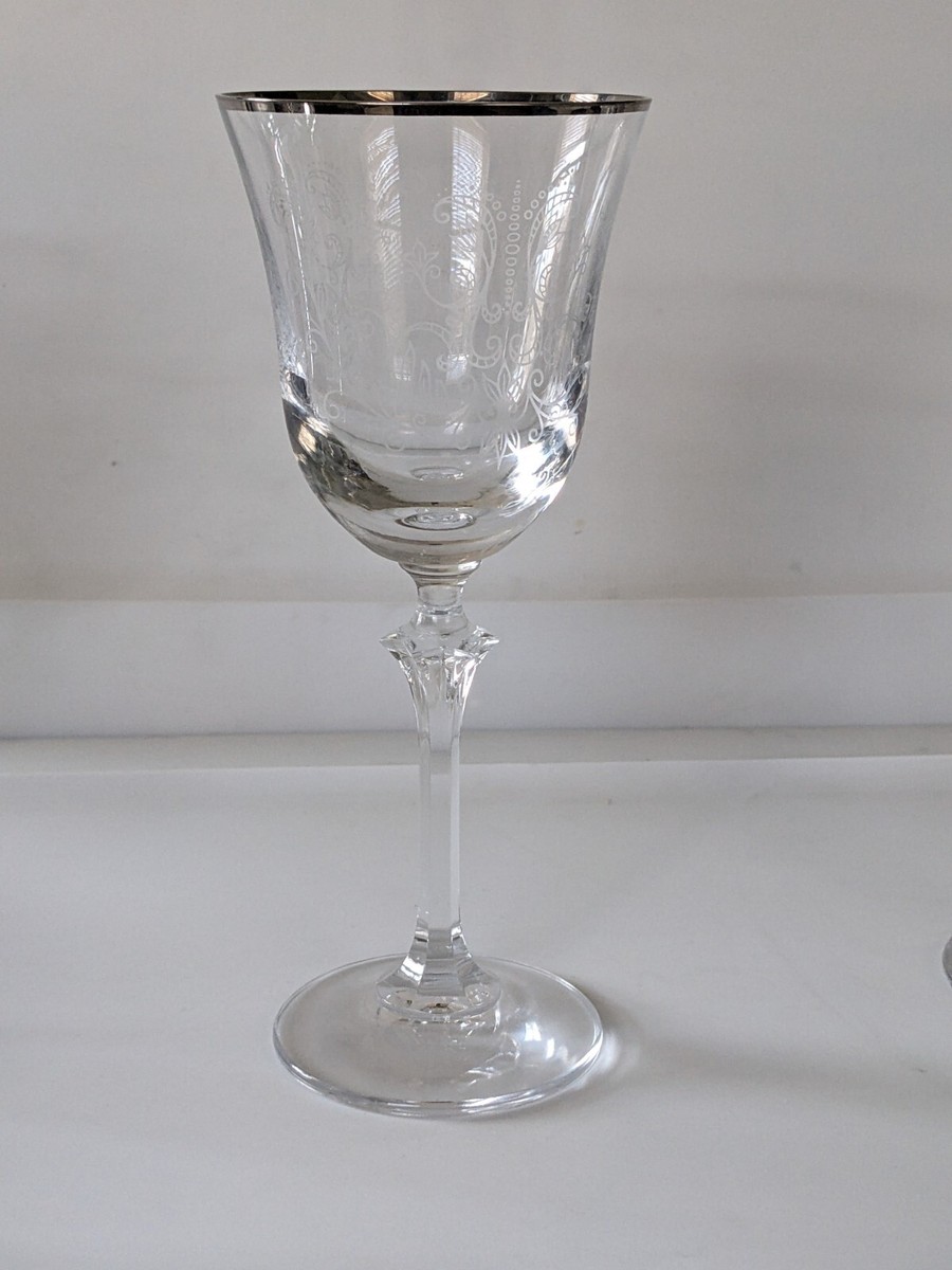 Set Of 6 Vintag. Spiegelau Wine Glasses Etched Scroll Design & Platinum Band