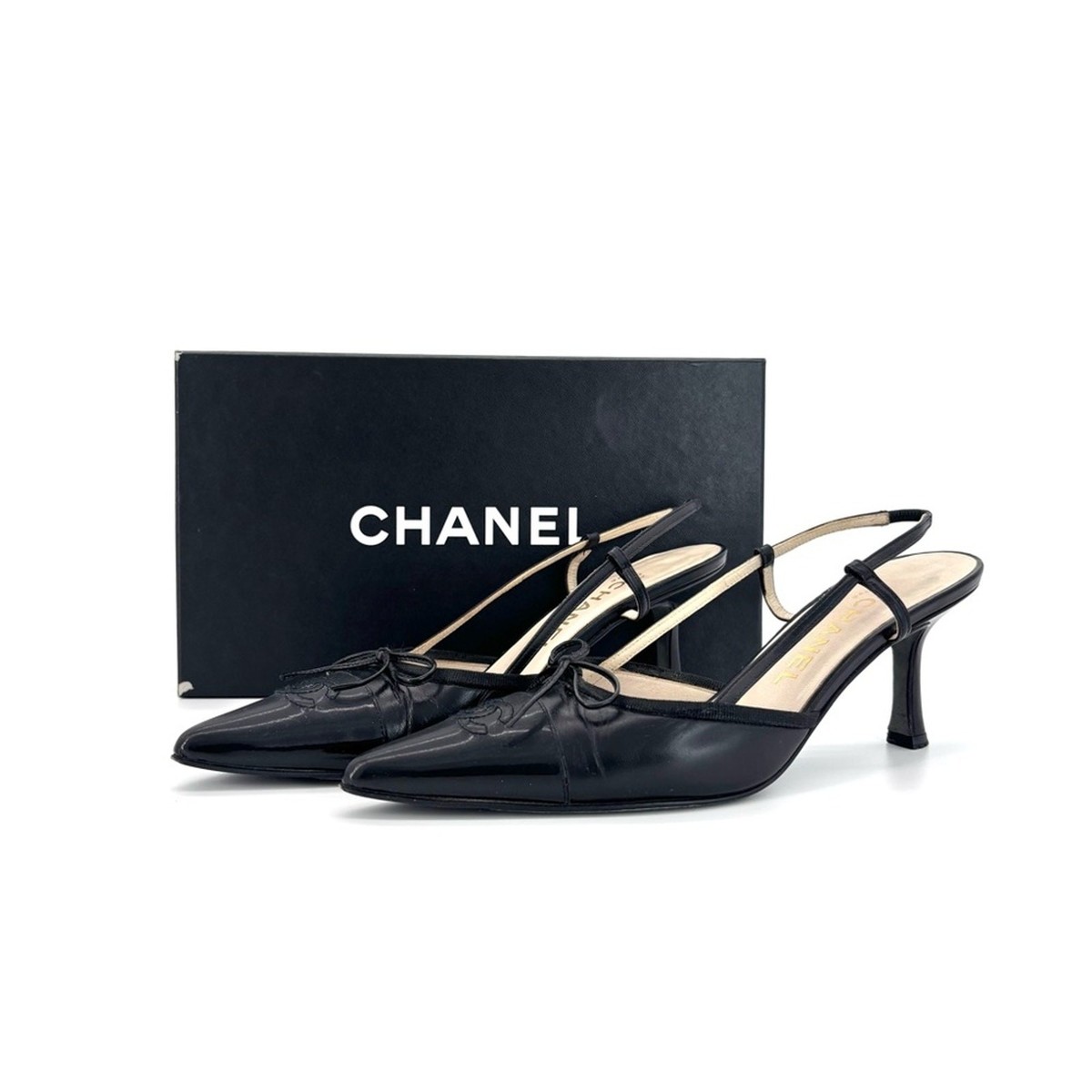 靴 Vintage Chanel CC bow heels 39 1/2 Vintage Chanel CC Logo Bow Black Leather Slingback Pointed Toe