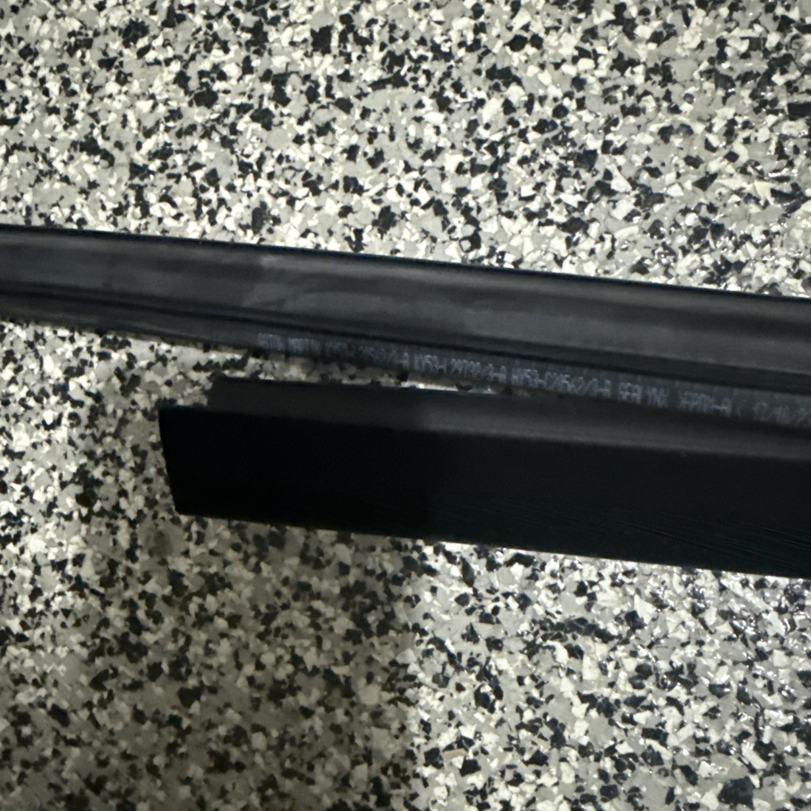 New 19-23 Aston Martin DB11 Convertible Exterior Rear Right Molding Trim Rubber