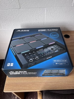 Alesis Strike Multipad + Kick drum and stand