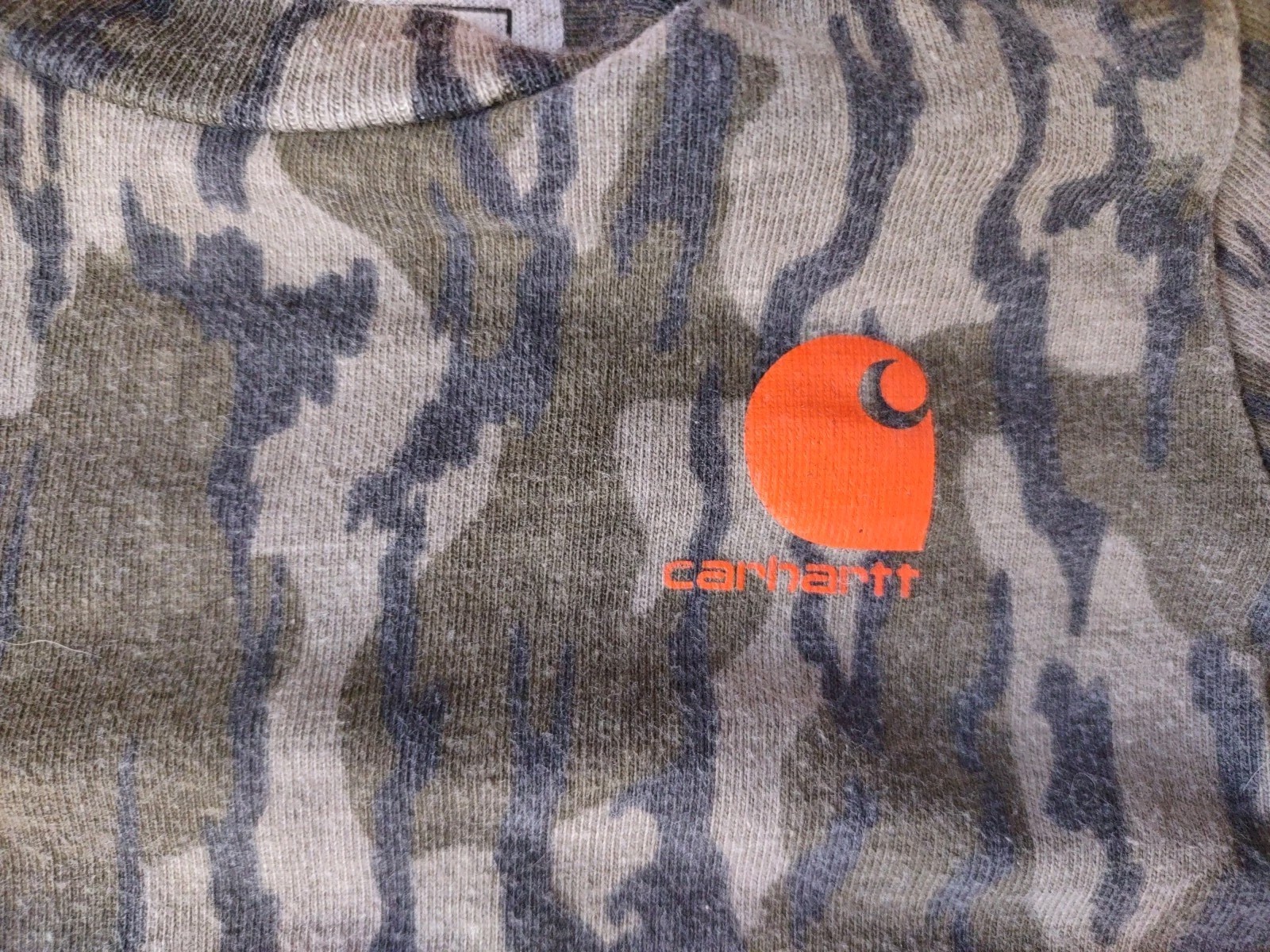 CARHARTT Baby Long Sleeve Camouflage Bodysuit Size 18M Cool Kid Infant Clothing thumbnail 3