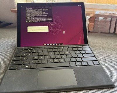 Microsoft Surface Pro 6 - i5-8350U, 16GB RAM & 256GB HD, Keyboard and Charger