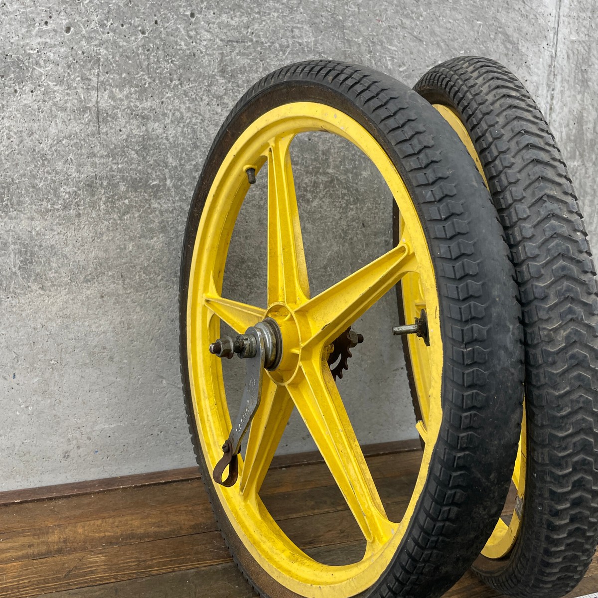 Lester BMX Mags Old School BMX Wheel Set Yellow 20 in 20
