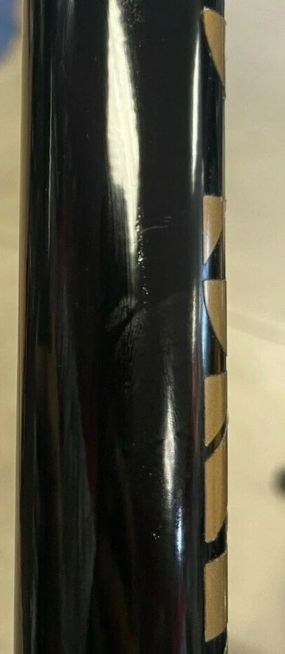 SE 29" CLASSIC BLACK USED LANDING GEAR FORK WITH SCRATCHES & DING - Image 3 of 4