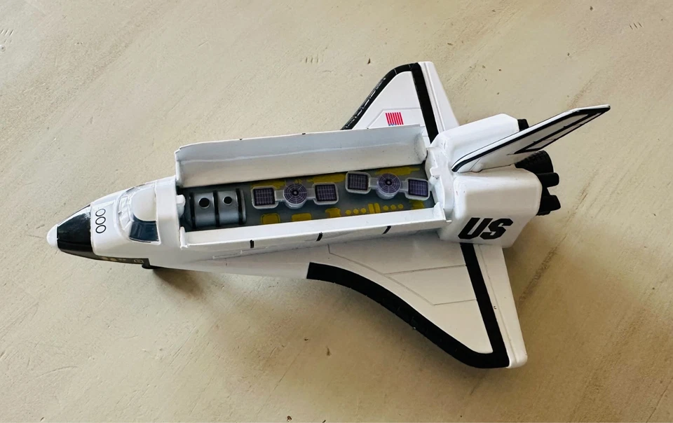 "Modelo de transbordador espacial Discovery retroceso fundido a presión escala grande 8""" Foto 2 de 4