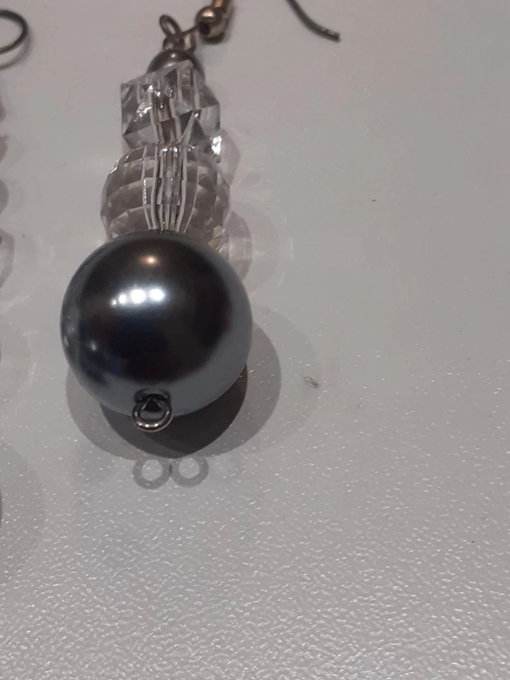 ORECCHINI PIETRA TRASPARENTE TIPO CRISTALLO COLORE GRIGIO SILVER ELEGANTI - Immagine 3 di 4