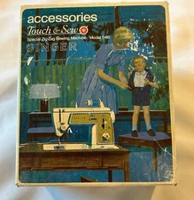 Vintage singer touch & sew 638 zigzag machine accessories/parts in box