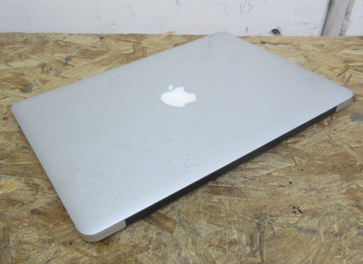 Apple MacBook Air 13'' Early 2015 @ 1.6GHz Core i5 8GB RAM 256GB