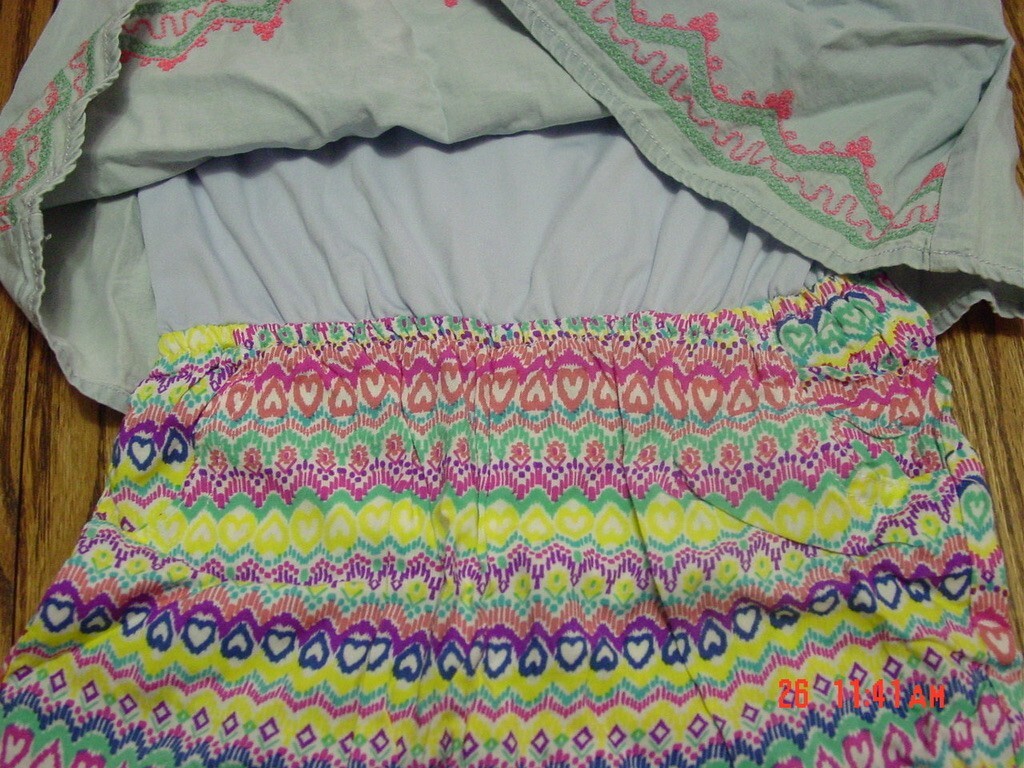 Picture 2 of 4