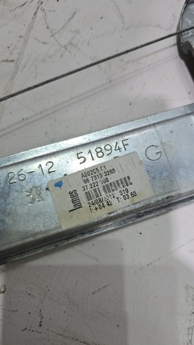 REGULADOR VENTANA DELANTERA LADO PASAJERO PEUGEOT 208 2012 1.4 TDI 9674254280 - Imagen 3 de 5
