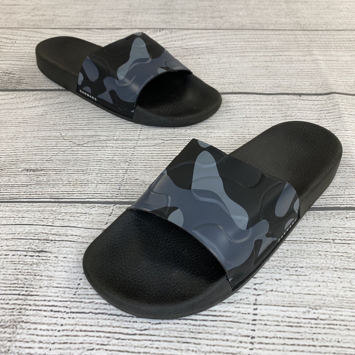 DANWARD Italian Made Camouflage Slides Men Size 8 Wide Black  display picture 2