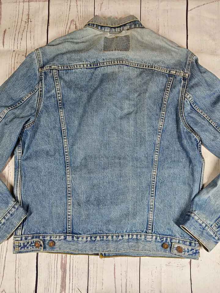 Vintage Levi Strauss & Co. Men’s Blue Denim Trucker Jacket  Short XL 70503 04, photo 3 of 5