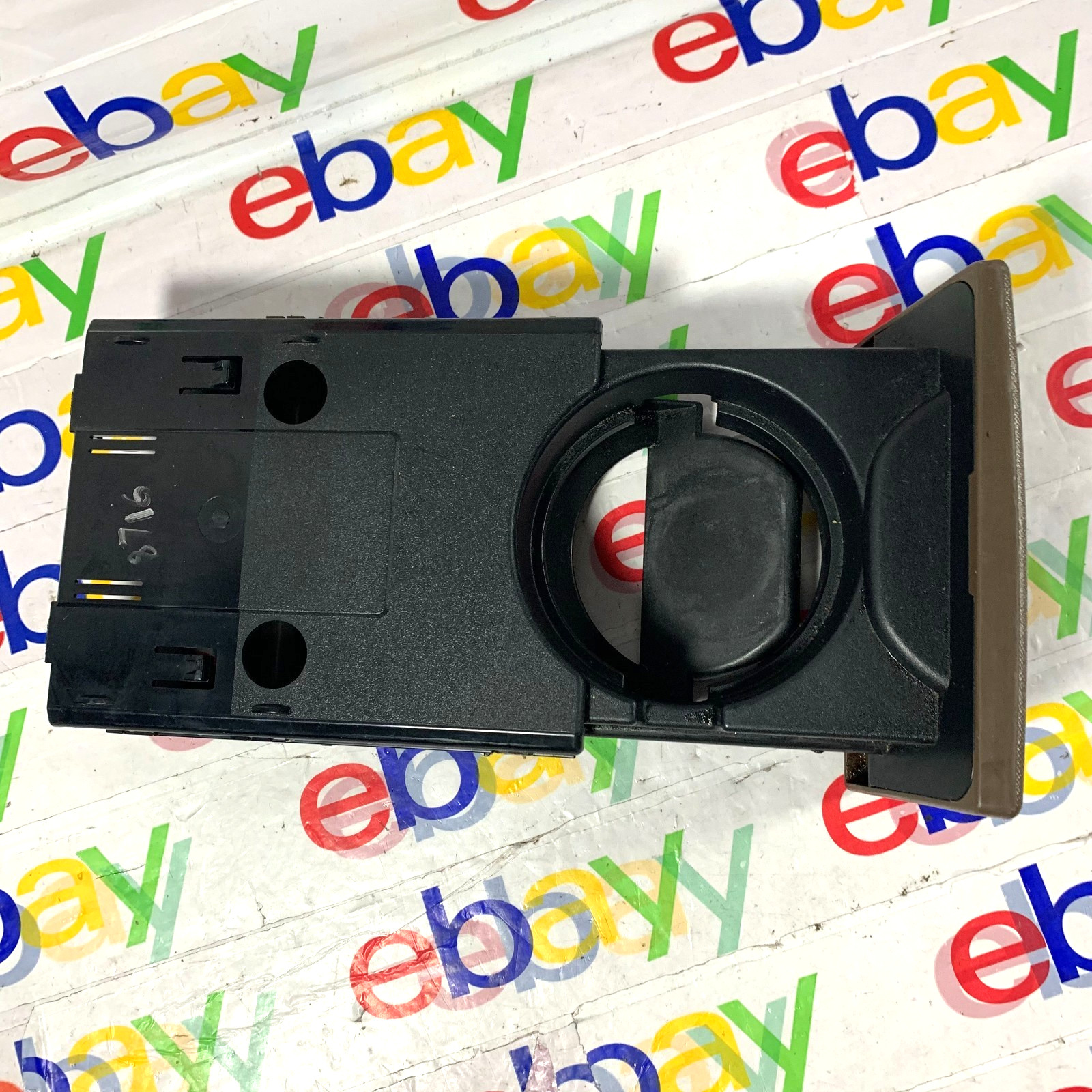 2002 - 2006 Honda CRV Center Dash Cup Holder Retractable Brown 8433