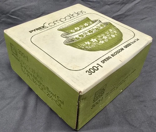 Rare Sealed Pyrex Spring Blossom Green 3 Piece Mixing Bowl Set 300-1