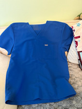 FIGS Men  s Scrub Set Size Large Top  Pants Medical Scrubs Excellent Condition