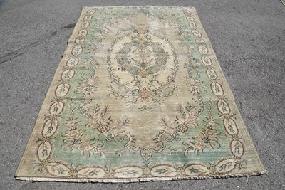 Turkish Vintage Rug, Large 5,7x9 ft (175x273 cm) Rug, Green Polka dot Wool Rug