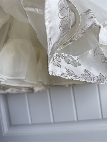 NEW NWT Bonnie Baby Girls 24 Months Beautiful Off White Satin Lace Formal Dress - Afbeelding 4 van 6