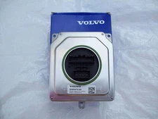 Volvo XC40 LED Headlight Control Unit Front Left or Right 32404474 2019-2024