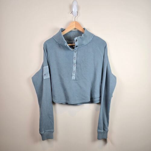 Free People Movement So Fly Henley Layer Gr. M Midnight Jade Ribbed Crop Shirt